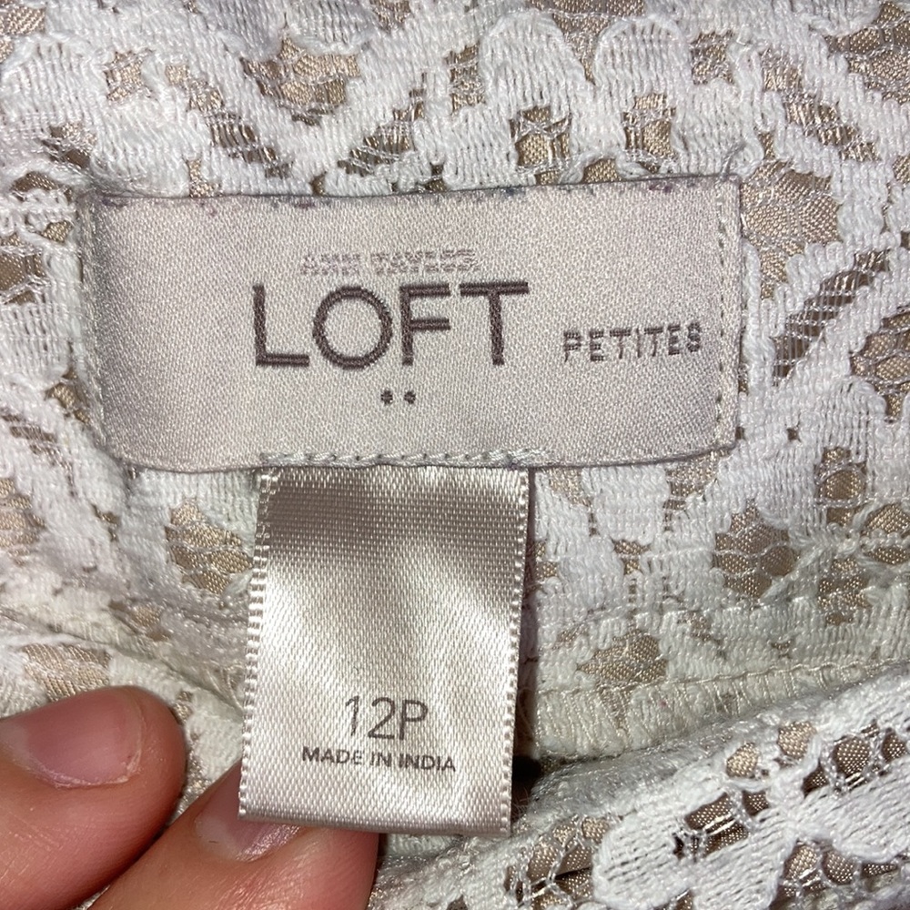 Loft Cream Floral Lace Skirt - Size 12P - Picture 5 of 7